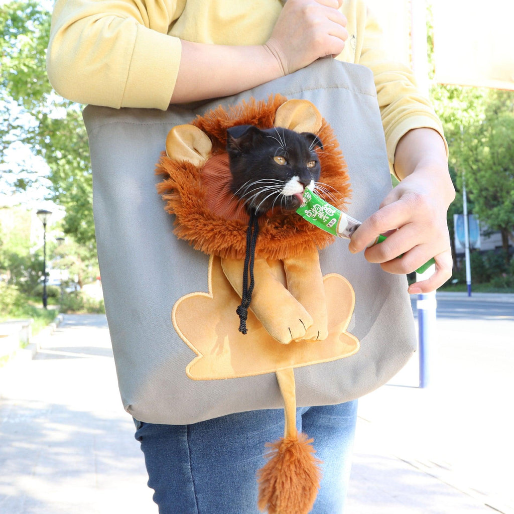 Lion Design Pet Carrier: Portable, Breathable, And Stylish For Travel With Your Furry Friend